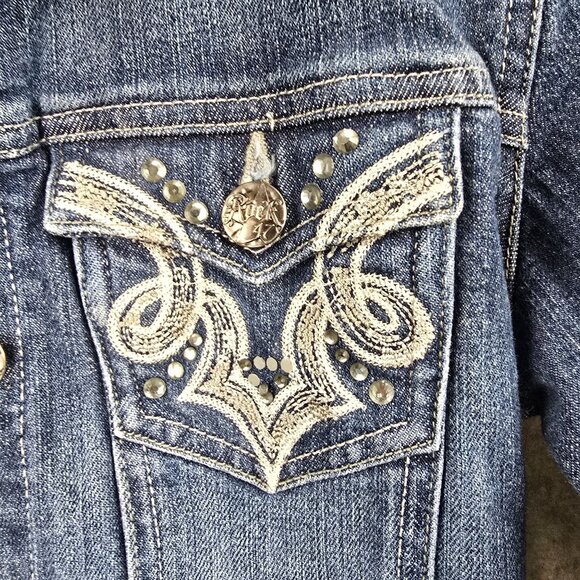 Rock 47 Womens Denim Jacket Dark Wash Embroidered Snap Closure Distressed Style - Picture 5 of 9